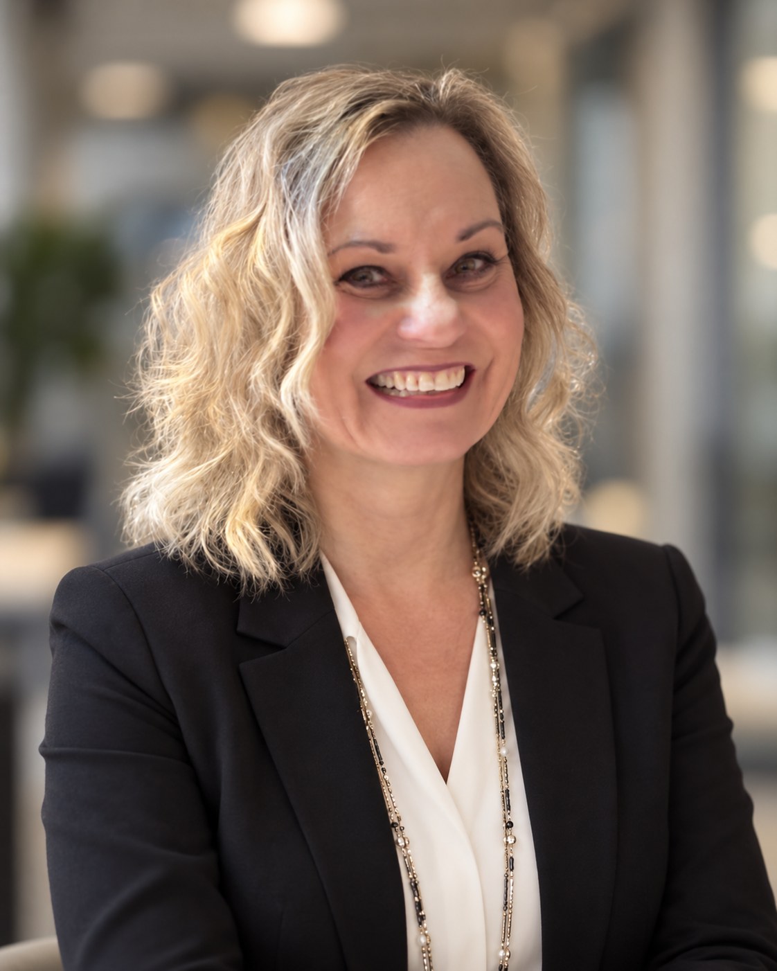 Izabela Prejs, stifter af DFS Plus